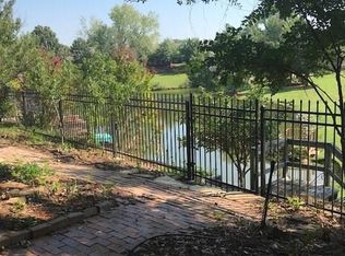 7004 N Lake Front Dr, Warr Acres, OK 73132