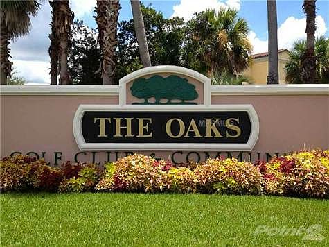THE OAKS ENTRANCE
