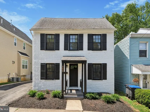 309 W 4th Ave, Conshohocken, PA 19428