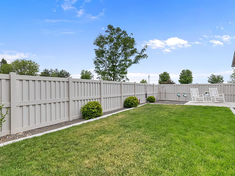 696 Alpine Lake St — Photo 30
