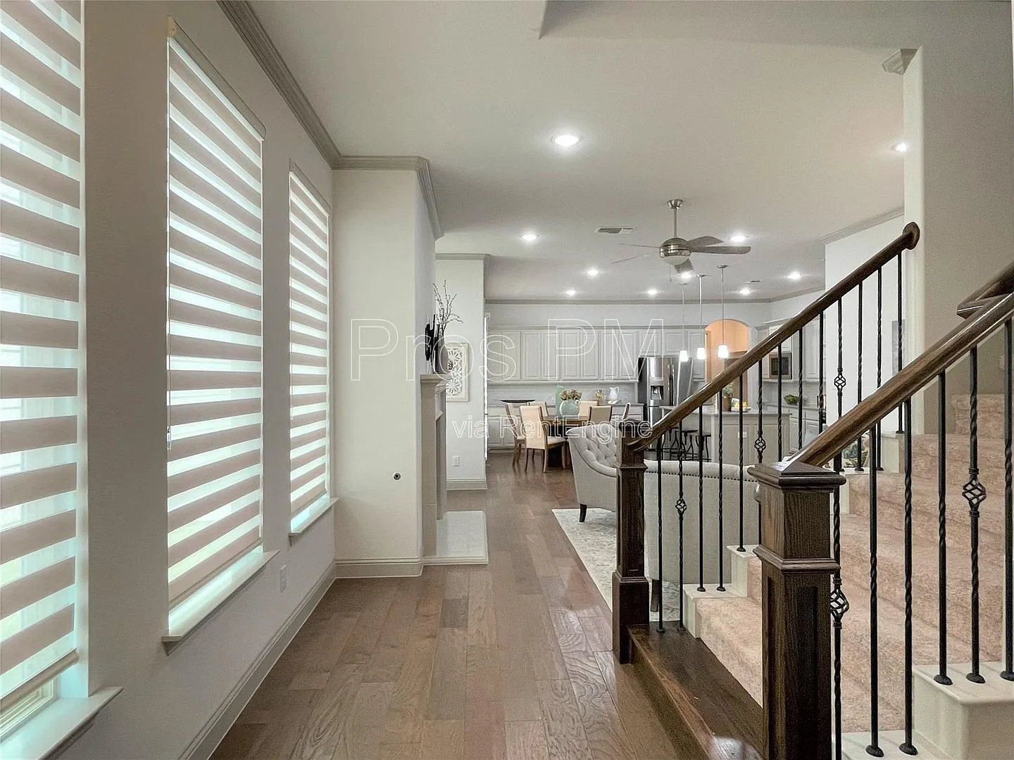4 bed, 3.0 bath, 2820 sqft, $3,599 — Photo 2