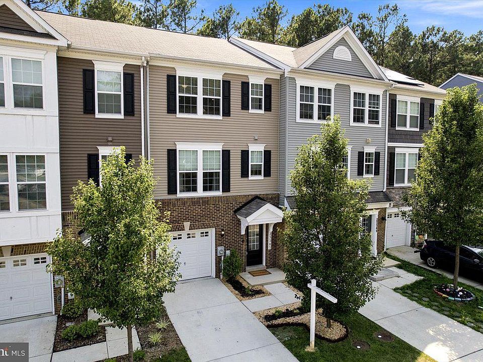 1st image of 23383 Thuja Ln
