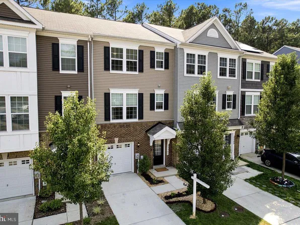 23383 Thuja Ln, California, MD 20619
