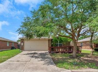 105 Whirling Eddy Cv, Hutto, TX 78634