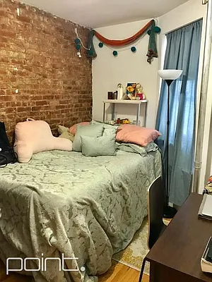 Rented by Point NYC | media 19