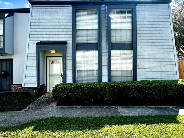 10170 Beekman Place Dr, Houston, TX 77043