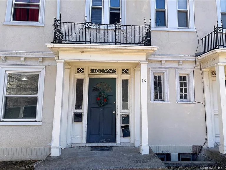 12 Lorraine St #1 — Photo 1