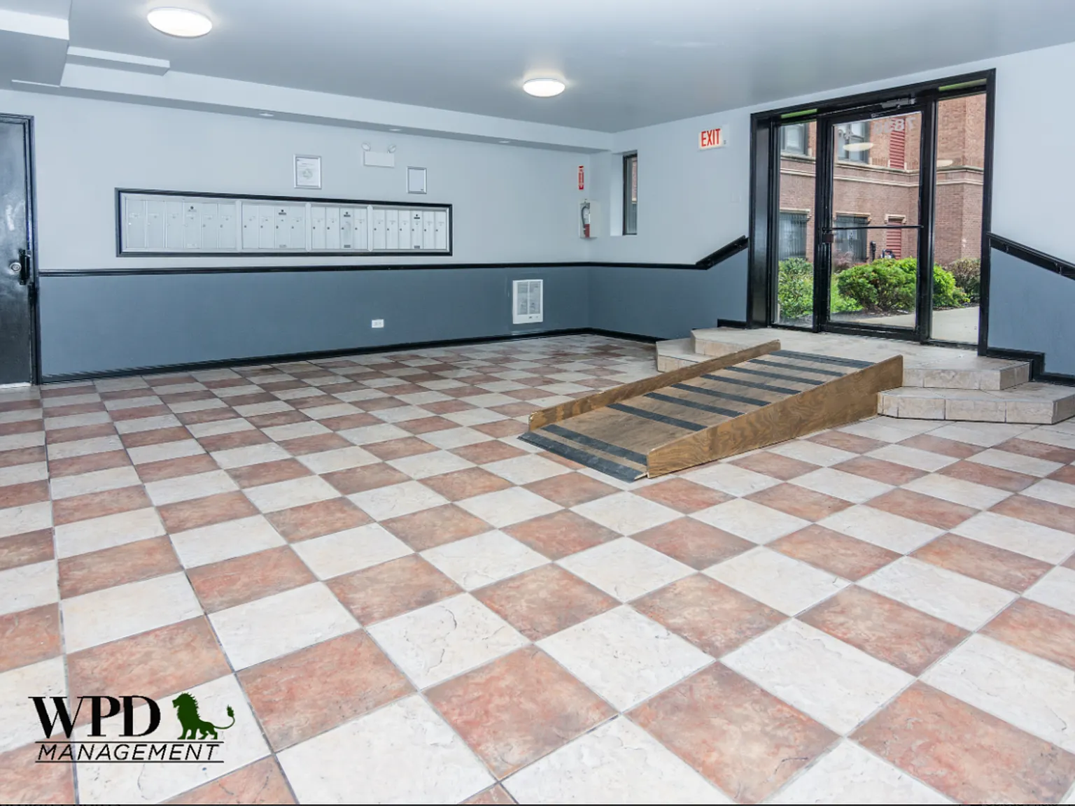 7844 S. Ellis Ave — Photo 4