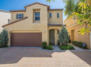 166 W Cork Tree Dr, Orange, CA 92865