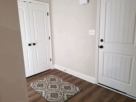 5th image of 4410 Meadow Breeze Ct