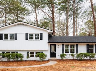 2051 Forest Dr, Fayetteville, GA 30214