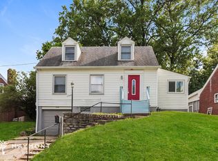 2700 Powell Dr, Cincinnati, OH 45211