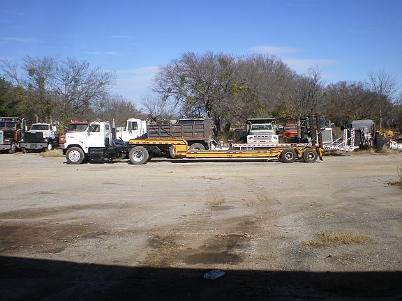 3rd image of 2300 W Main Ave