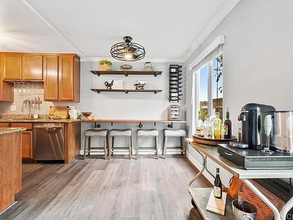 2nd image of 1240 N Broadway #25