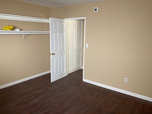 2nd image of 1941 Wilcox Ave #7