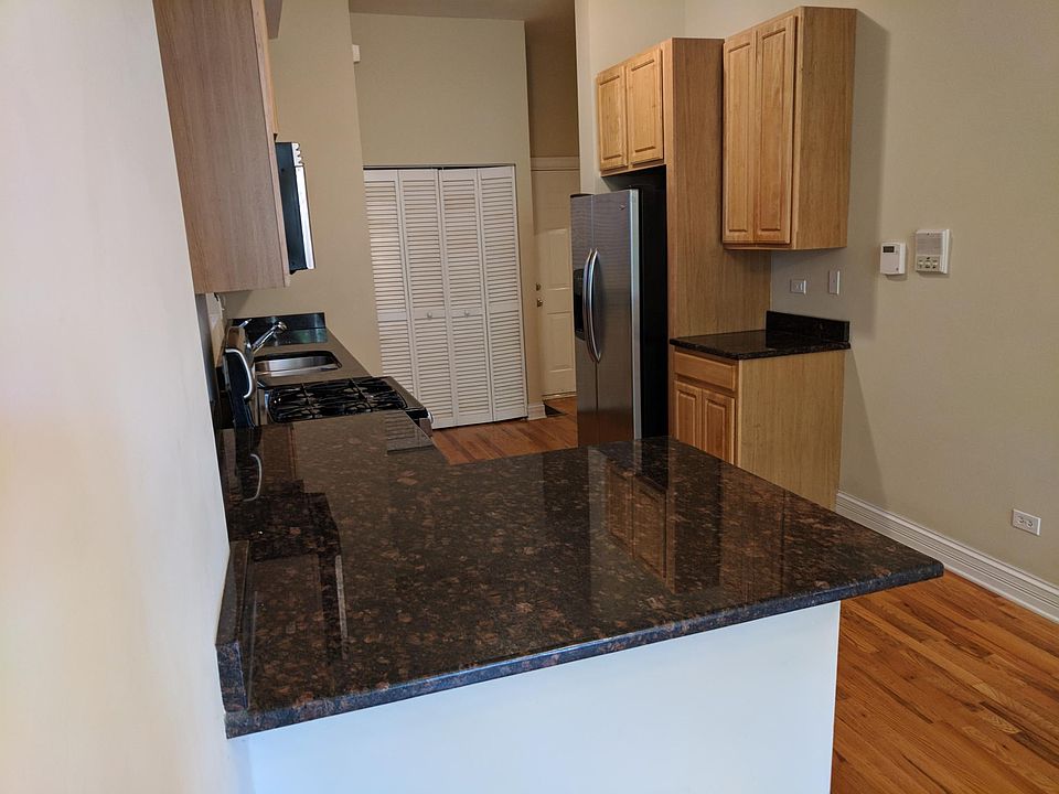 1st image of 2717 W Evergreen Ave APT 2N