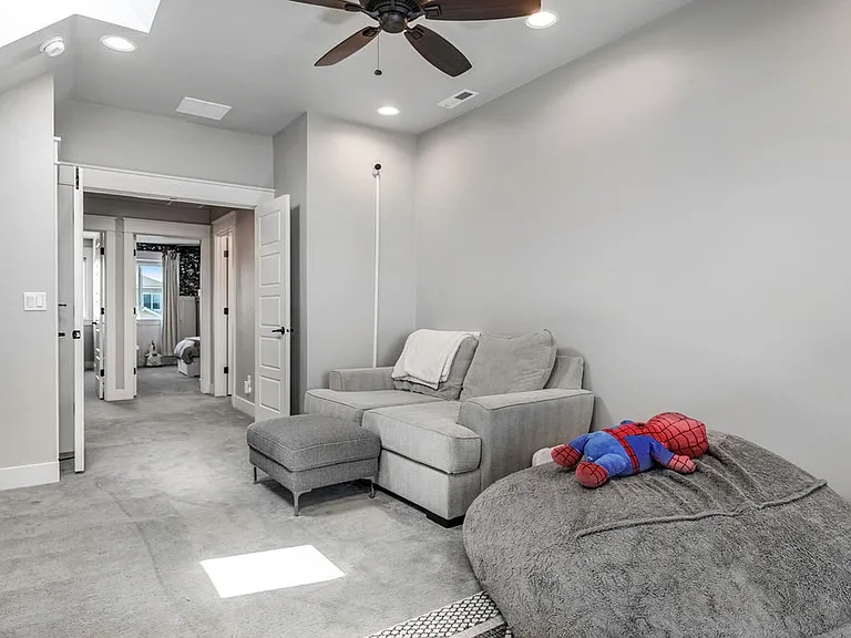 3419 E Rincon St — Photo 51