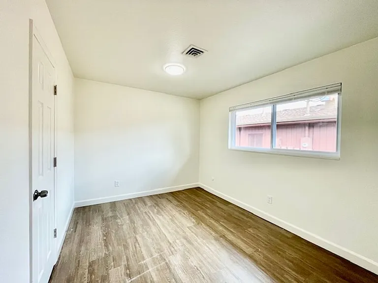 2765 W 2nd Ave — Photo 9
