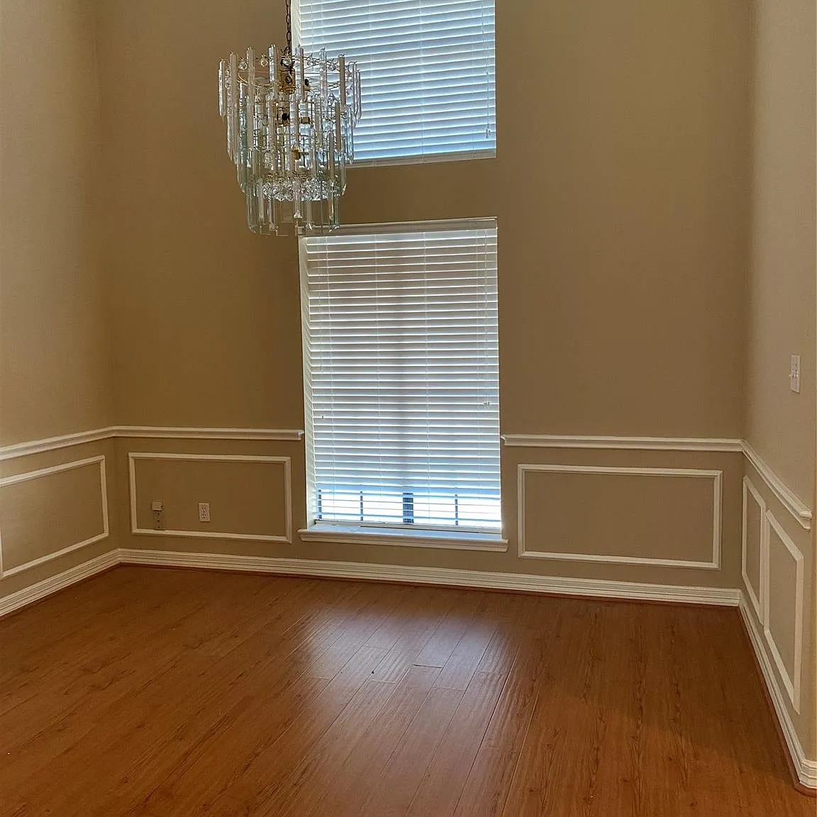 3 bed, 2.0 bath, 1748 sqft, $1,950 — Photo 3