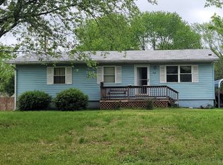 1424 Thomas Dr, Lebanon, MO 65536
