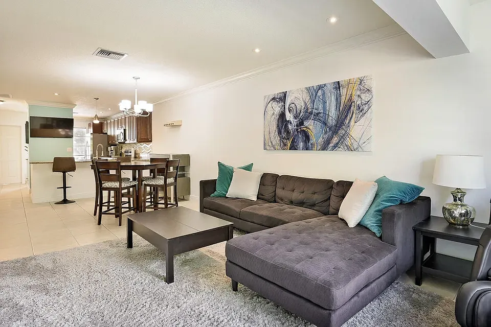 2 bed, 1167 sqft, $2,300 — Photo 4