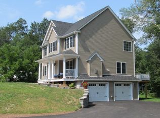 57 Avalon Dr, Attleboro, MA 02703