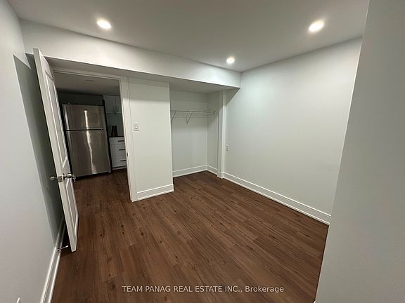 5th image of 88 Keppel Cir