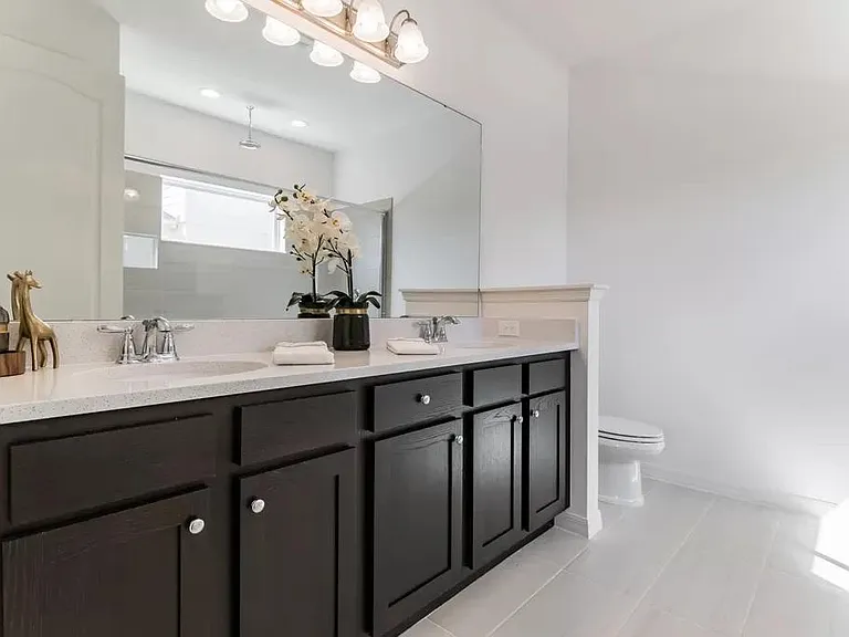 1597 Meadowlark Dr — Photo 7