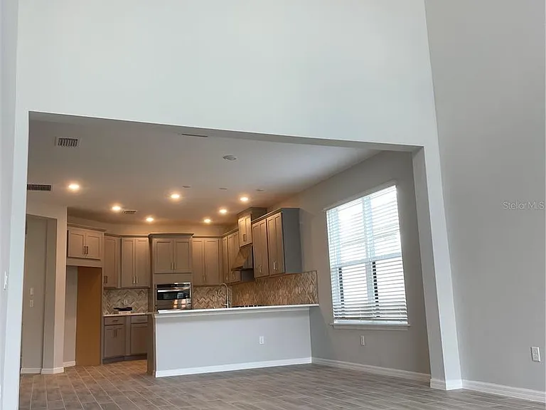 10108 Milky Way Cir — Photo 2
