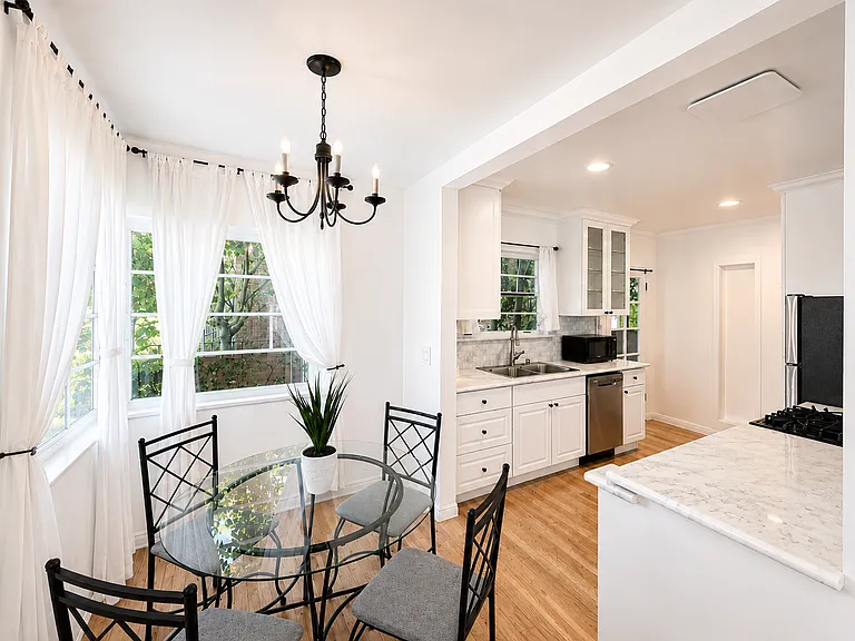 1134 Chelsea Ave #1A — Photo 8