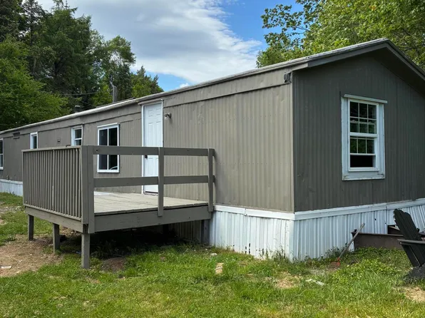 45 Pine Dr, Dallas, PA 18612
