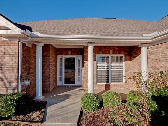 3rd image of 7010 Freedom Park Cir SE