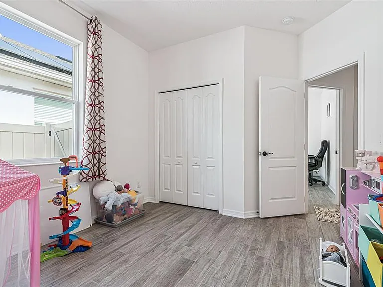 2615 Pinyonpine Ln — Photo 23