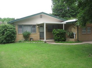 1813 N Westridge Dr, Wichita, KS 67203