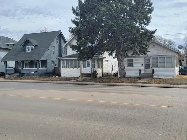 317 6th Ave SW, Aberdeen, SD 57401