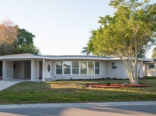604 S Neponsit Dr, Venice, FL 34293
