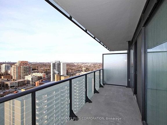 5th image of 185 Roehampton Ave Unit 1504