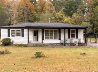 207 Sycamore Ave, Waverly, TN 37185