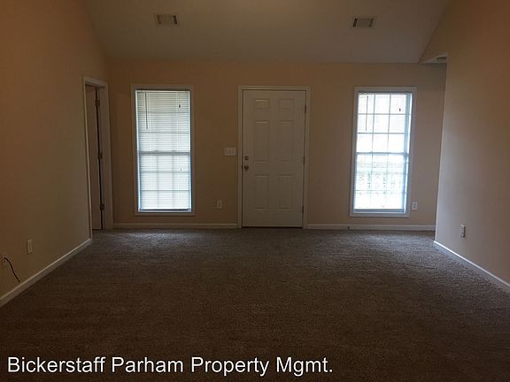 4th image of 932 Lee Road 213