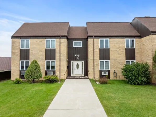 1001 21st Ave NW APT D8, Minot, ND 58703