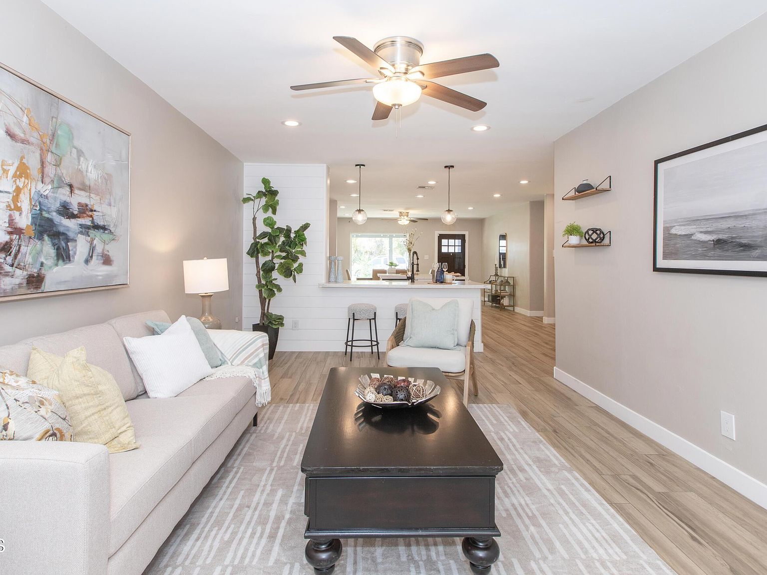 3519 E Piccadilly Rd, Phoenix, AZ 85018 | Zillow