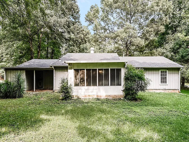 4255 Loveless Pl — Photo 16
