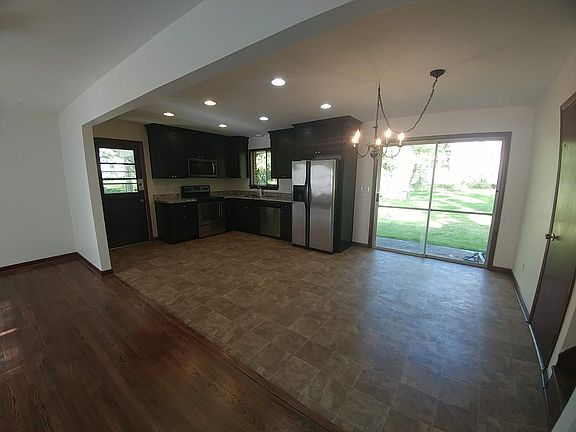 4th image of 7094 Village Lane Ct