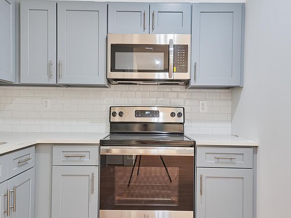 3rd image of 360 E 184th St #4B