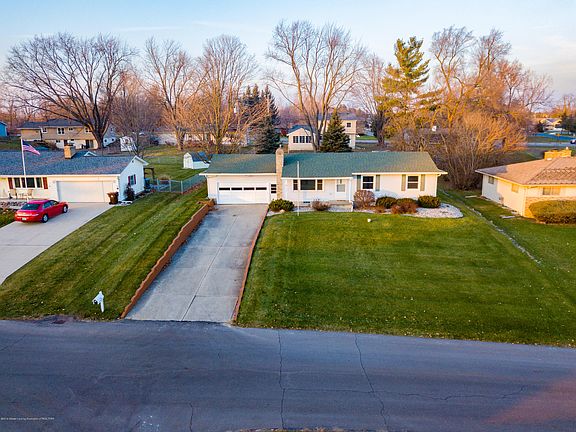 2nd image of 7716 Cloverhill Dr
