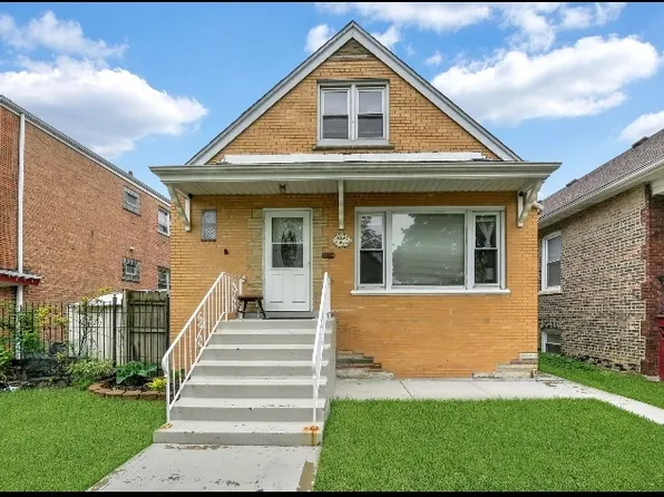 5247 S Mozart St, Chicago, IL 60632