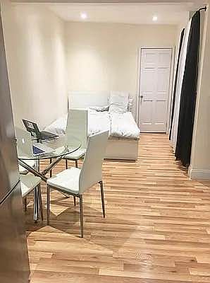 4th image of 1132 1st Ave APT 1D