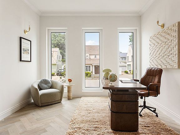 5th image of 78-29 Austin St #Townhouse 7