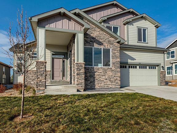 3rd image of 404 Vermilion Peak Dr