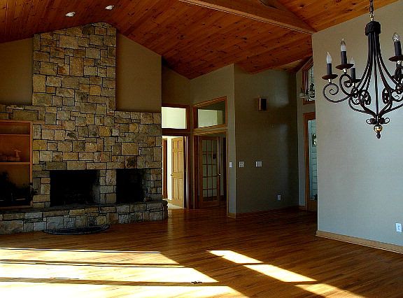 2nd image of 1104 Vista Way